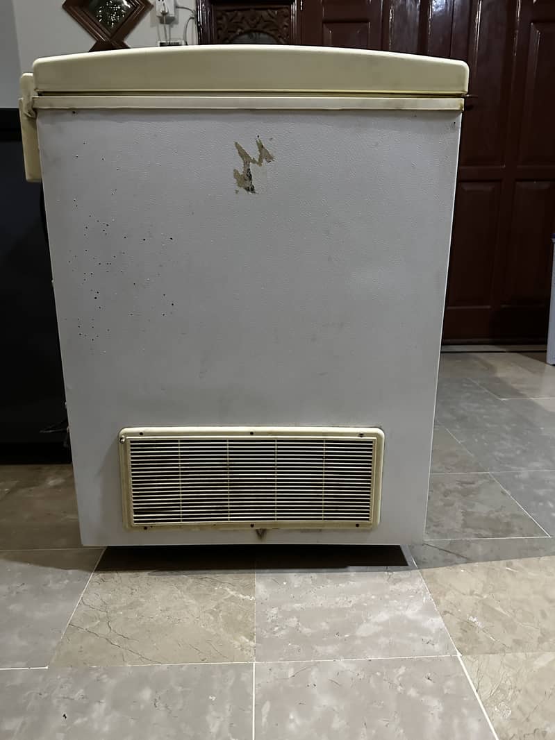 Waves Deep freezer 1