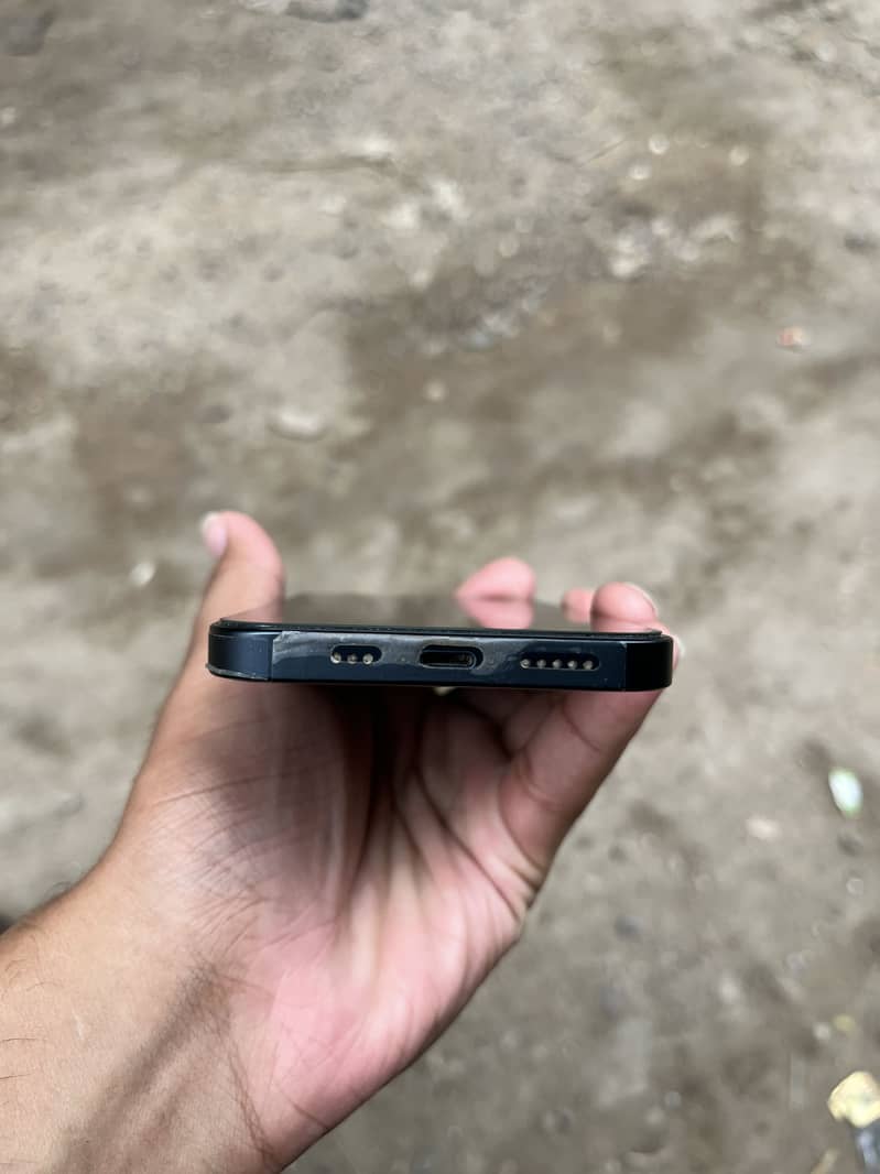 iphone 13 4