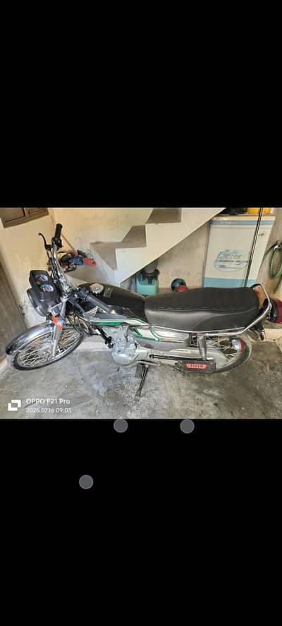 Honda 125 whait addition