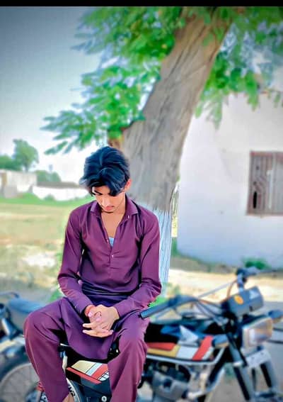 Qamar Abbasi