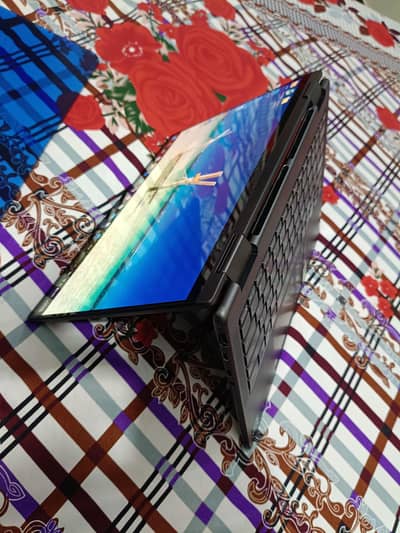 Lenovo Yoga 7i (Gen 8) 2-in-1 Touchscreen Laptop – 13th Gen