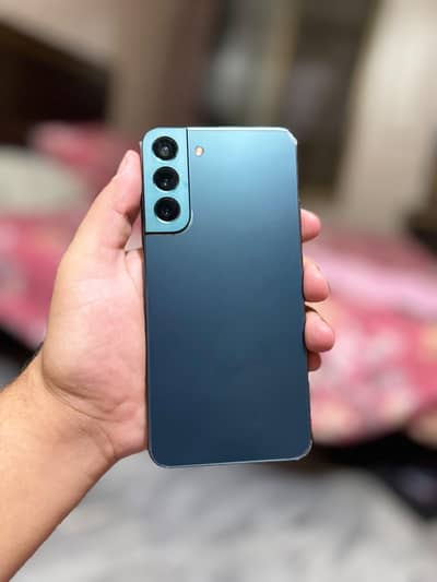 Samsung Mobile S22 Plus