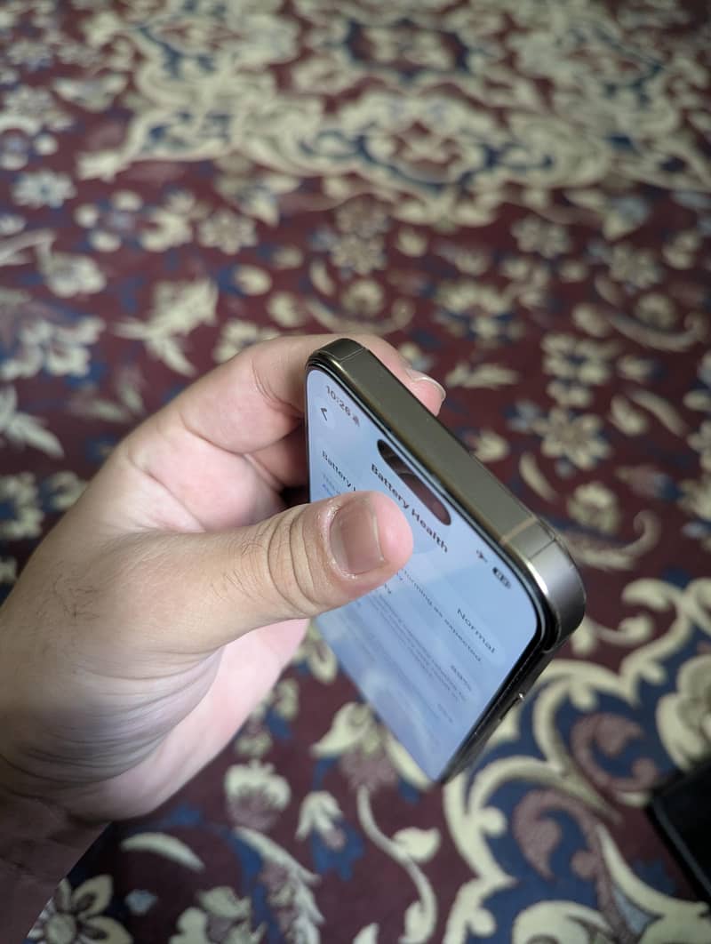 Iphone 16 Pro 3