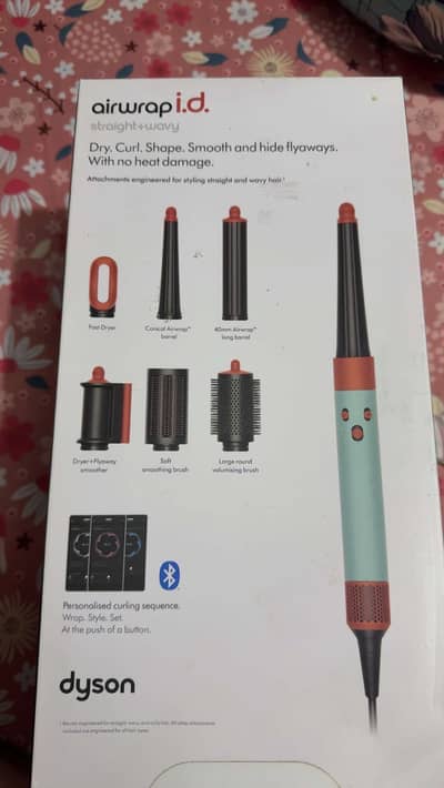 Dyson (Straight + wavy)