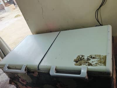 Haier Freezer 2 doors