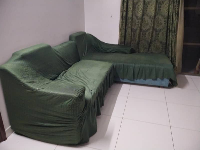 sofa with cover 0