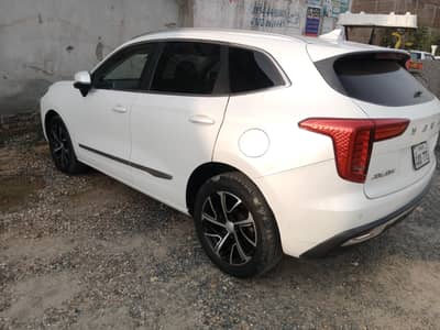 Haval julion,petrol, 2021/22 perl white( o 3oo 714 9929)