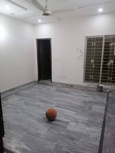 1 Room Separate Flat For Rent In Pak Arab Society