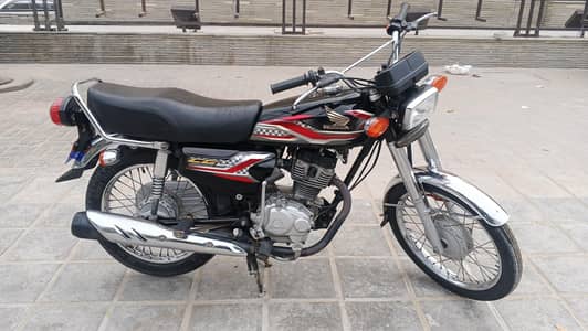 Honda 125 2024 urgent sale complete file first owner