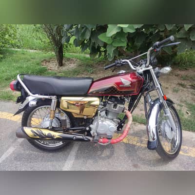 Honda CG 125 2024 special edition gold
