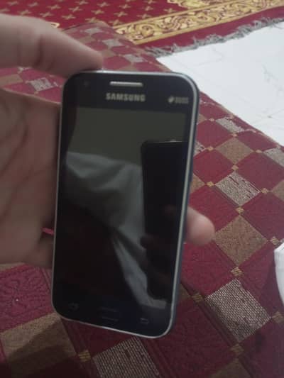 Samsung Mobile J1