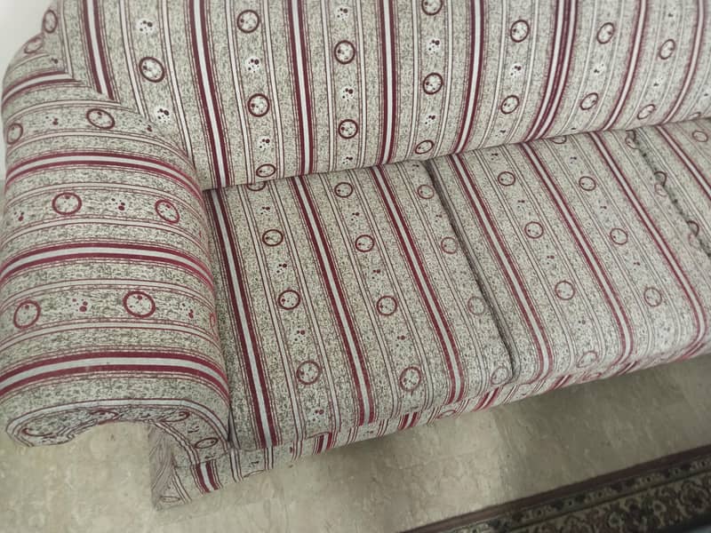 luxurious sofa 0