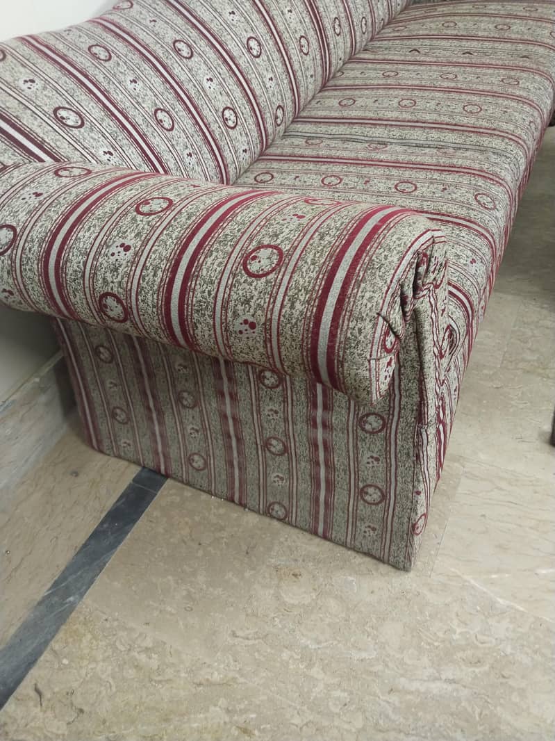 luxurious sofa 3