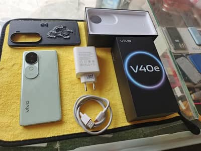 Vivo V40e 12 256 GB my WhatsApp number 0348=3576.173