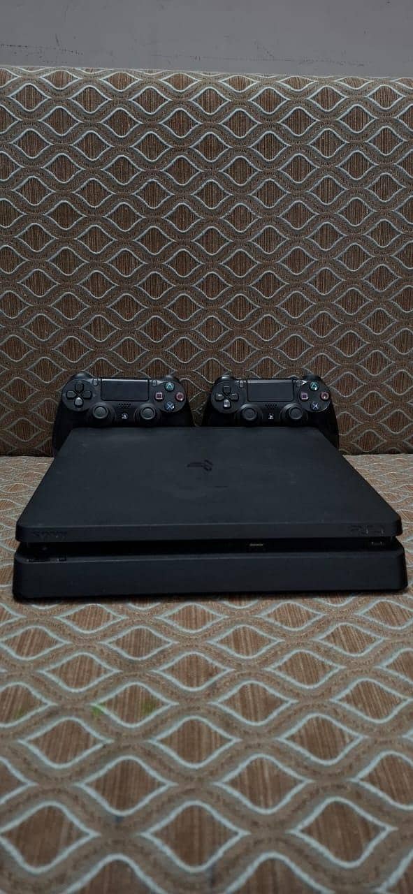 ps4 slim 0