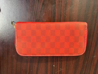 Female Wallets in Check pattern Available in High Quality Colors
