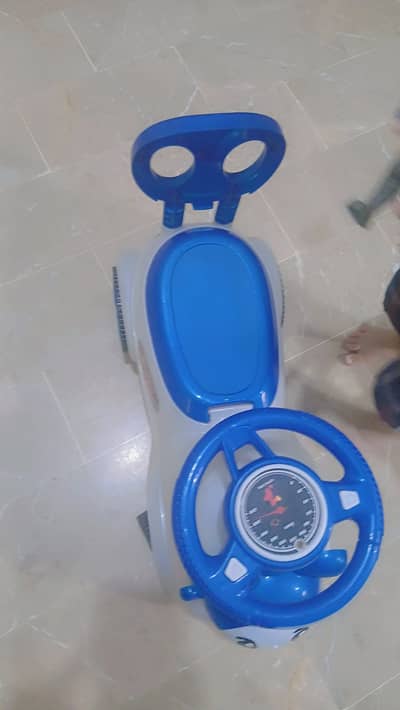 Kids Cars , Ride On car for Kidz Excellent Condition
