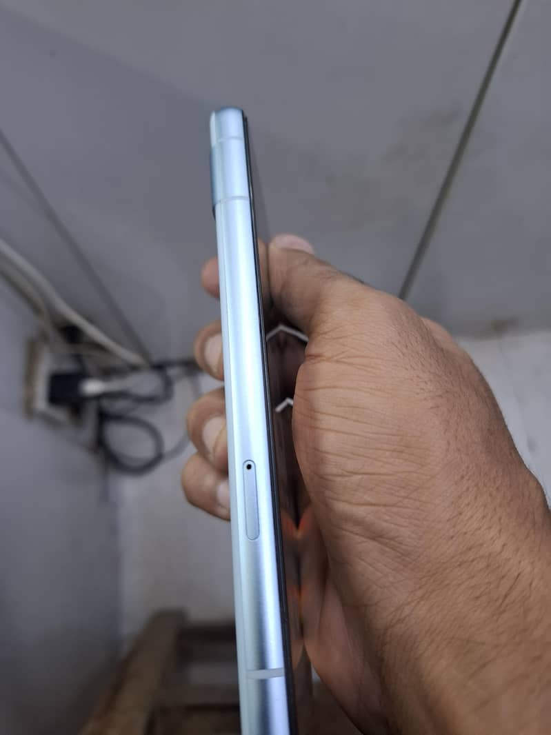 google pixel 7a 3