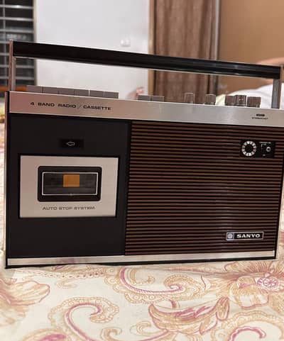 SANYO TAPE & RADIO