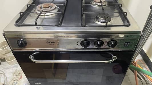 NasGas SG-327 Cooking Range (3 Burner) – Excellent Condition