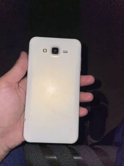 Samsung Mobile J7