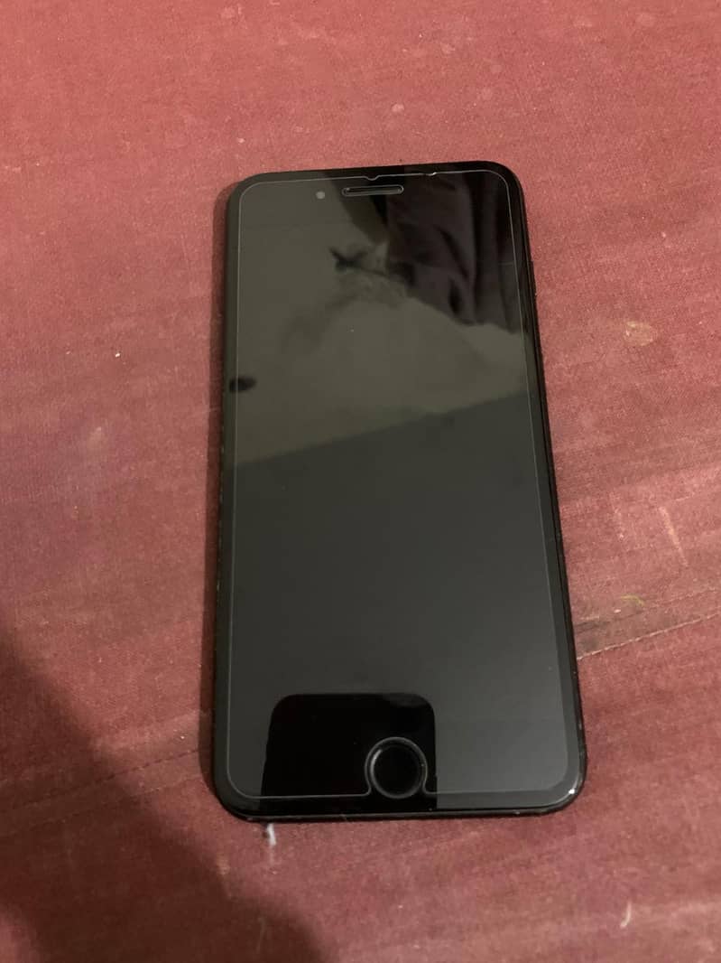 Apple iPhone 7 Plus 1