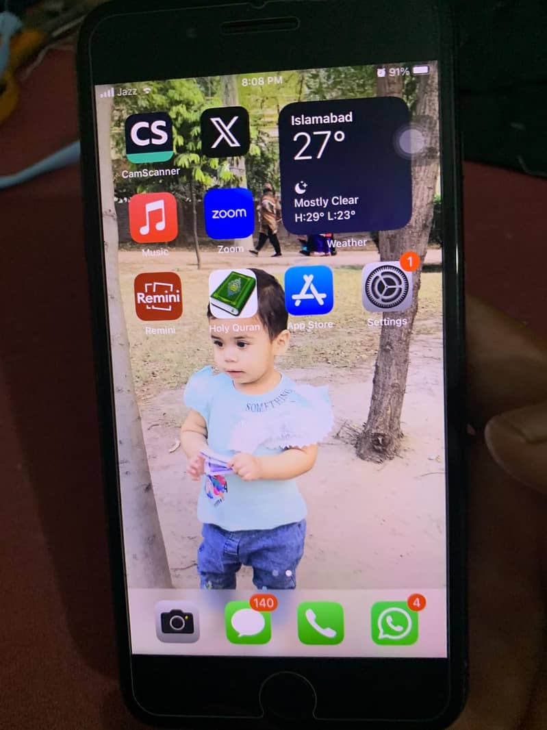 Apple iPhone 7 Plus 2
