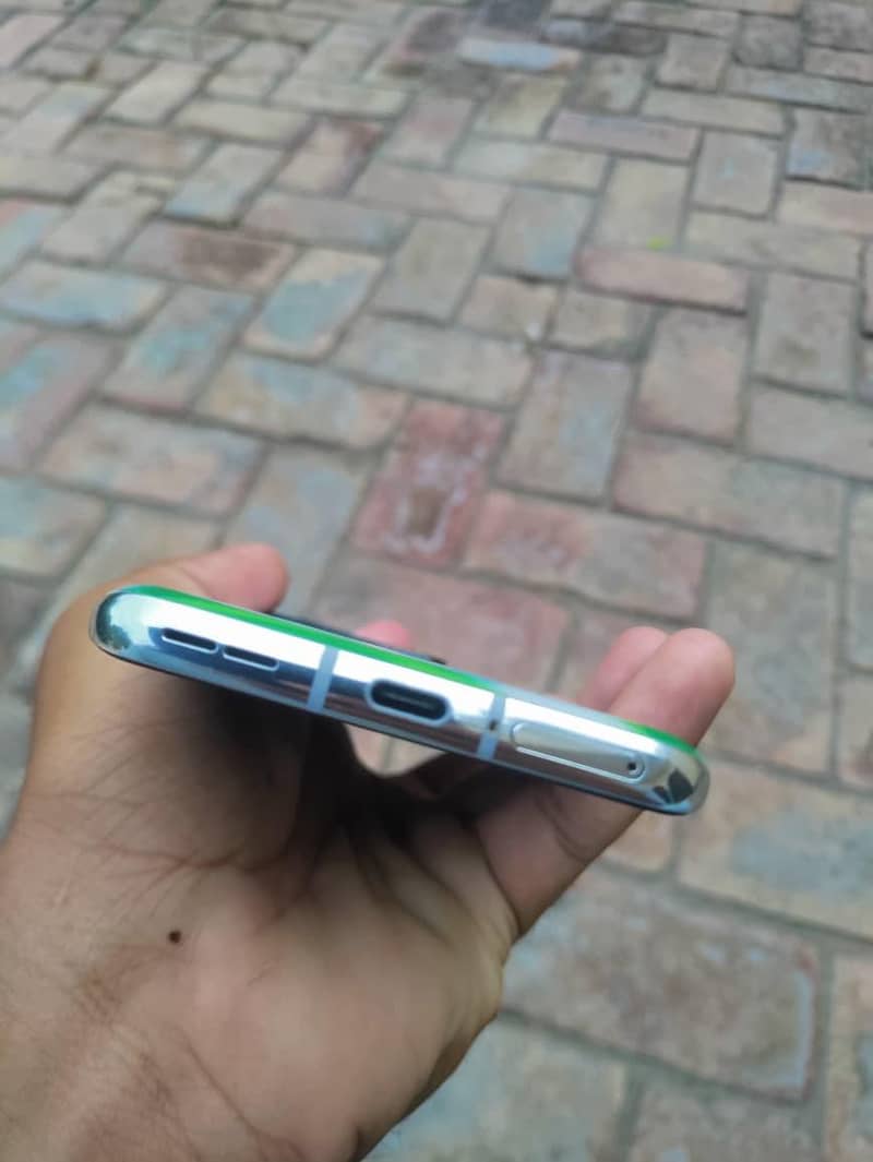 One Plus 10 Pro 3