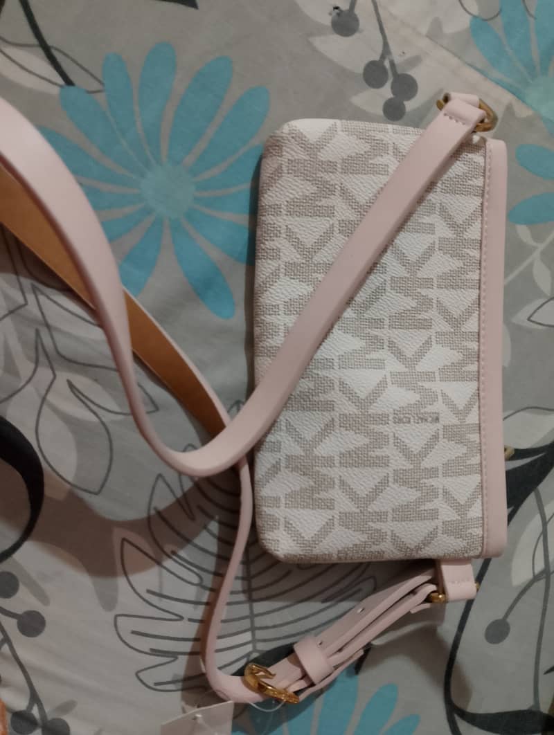 Branded MK 0
