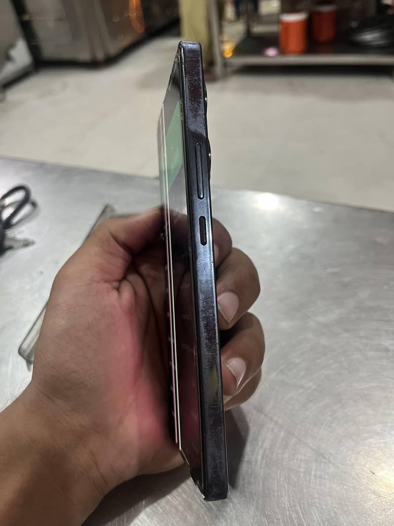 Infinix Note 40 5