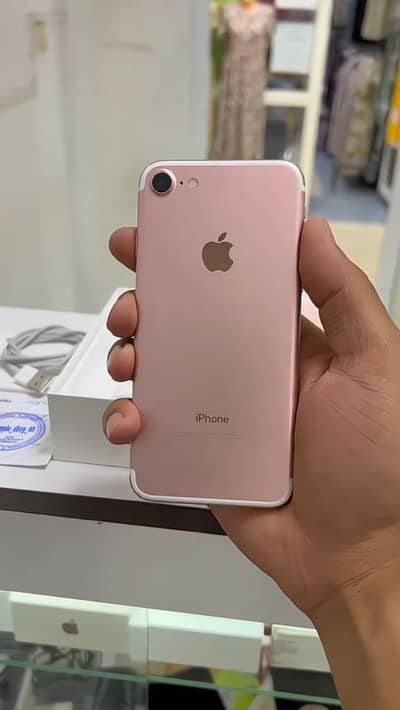 Apple iPhone 7 128 GB my WhatsApp 0301===========1907============466