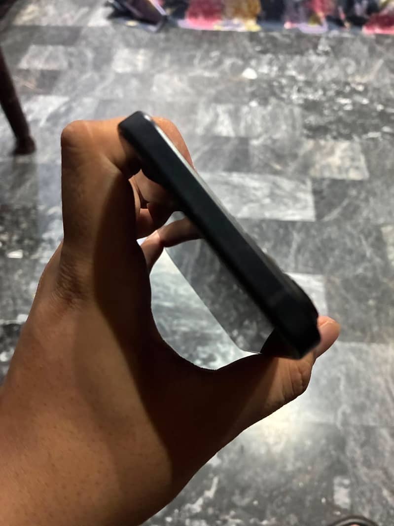 Iphone 15 plus 0