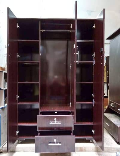New Luxury 3door wardrobe / Almari / cupboard / 0316,5004723