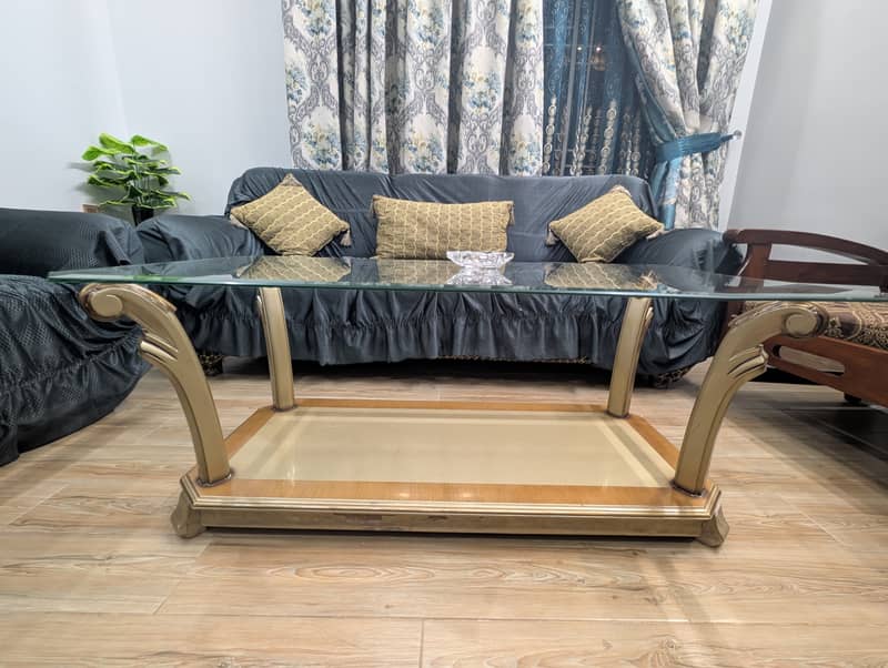 Central table and two small tables 0