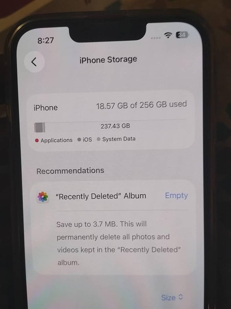 Apple iPhone 13 4