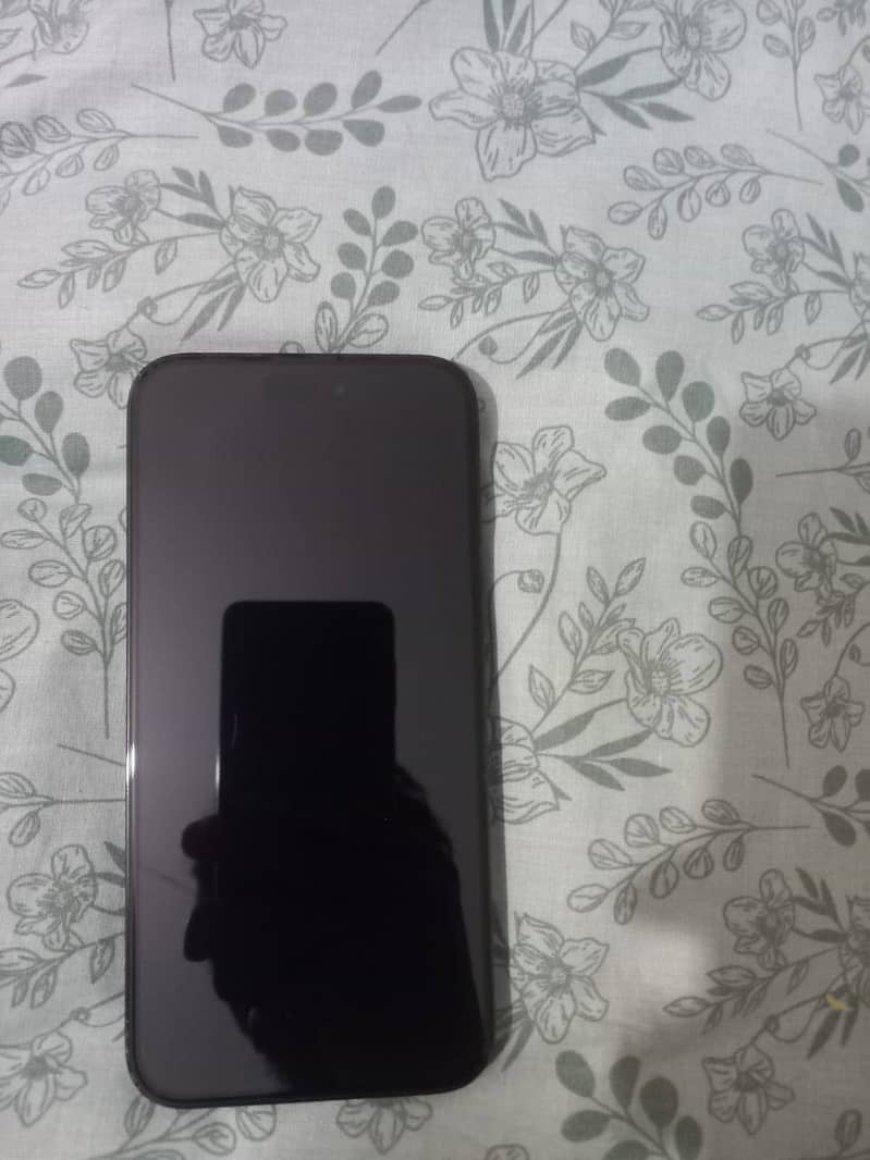 iPhone 14 Pro Max 8