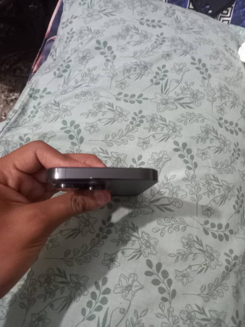 iPhone 14 Pro Max 9