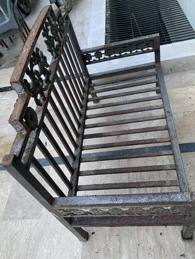 Steel frame sofa set