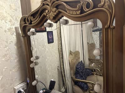 Heavy chinyoti dresser