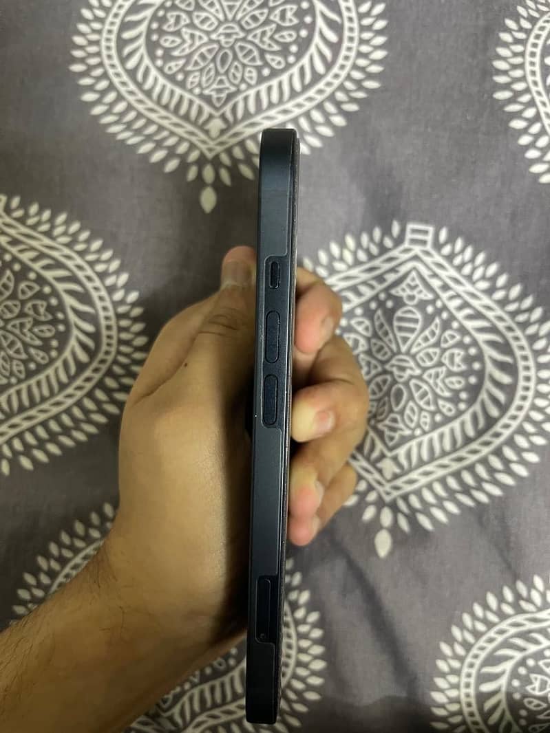 IPHONE 13 1