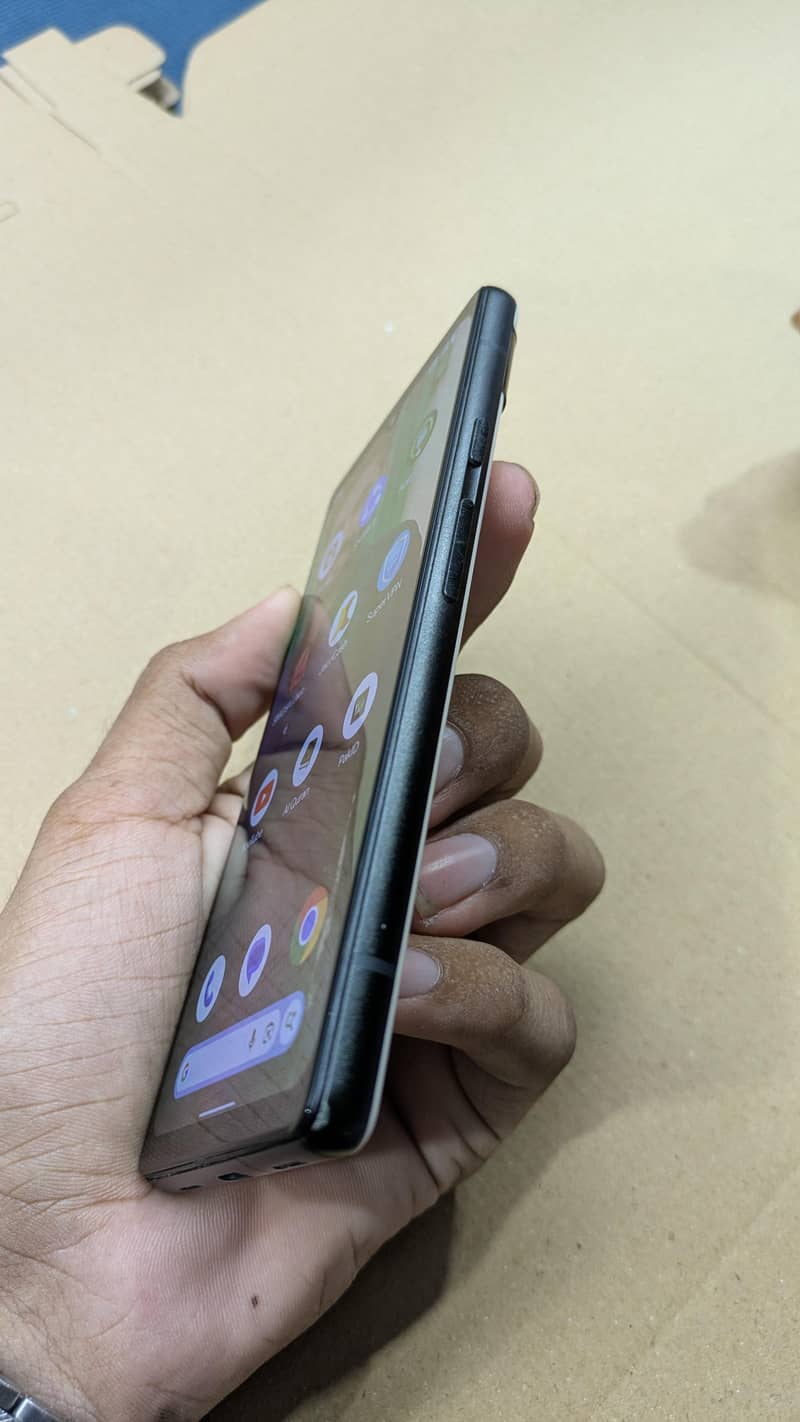 Google Pixel 6a 4