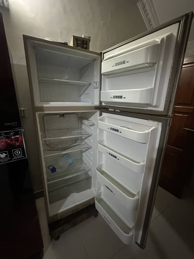 Dawlance Fridge Good Condition 0