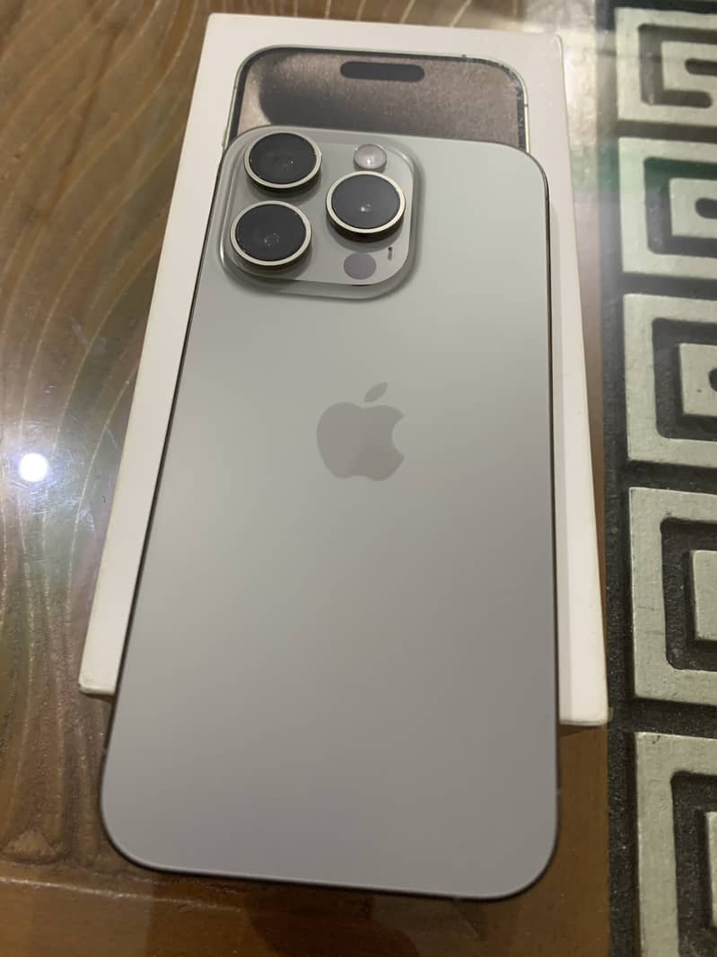 Apple iPhone 15 Pro 2