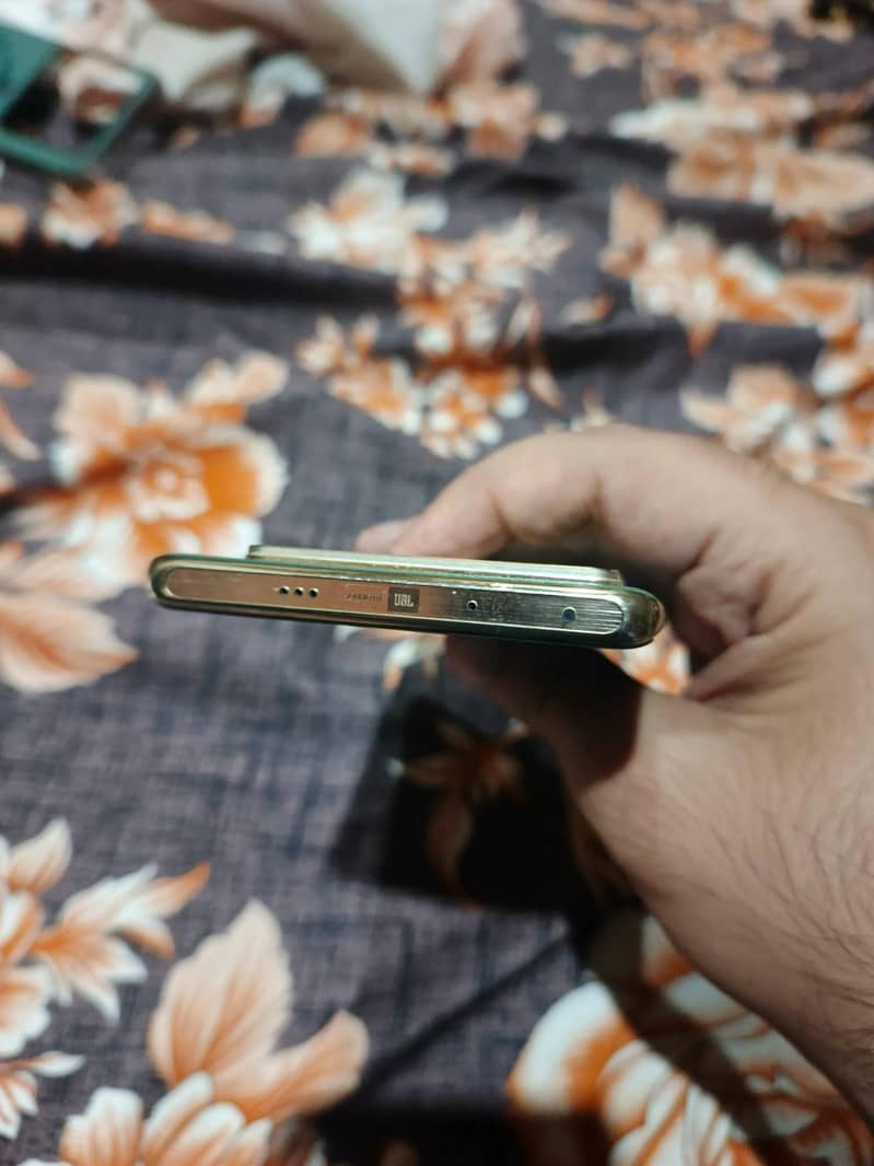 Infinix Note 40 Pro 3