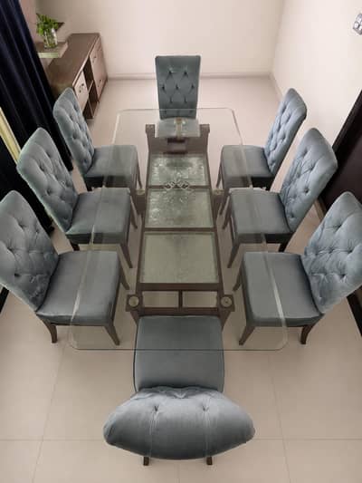 8 chair and table