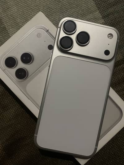 iPhone 17 promax