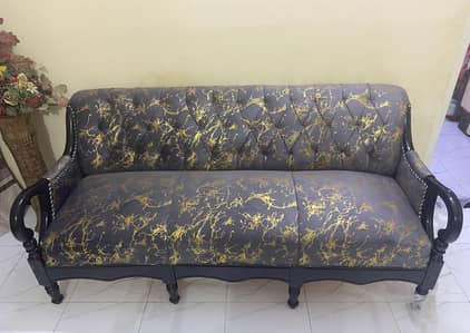 shesham ka sofa