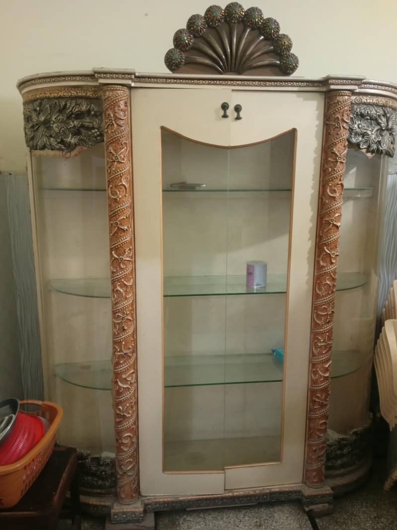 showcases 0