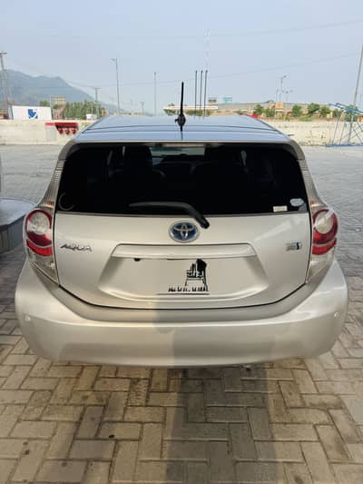 Toyota Aqua 2014