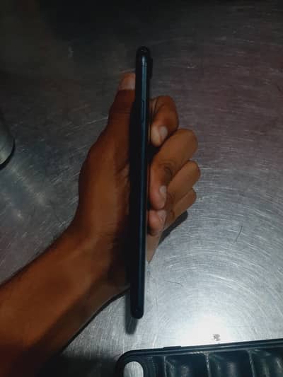 Apple iPhone 8